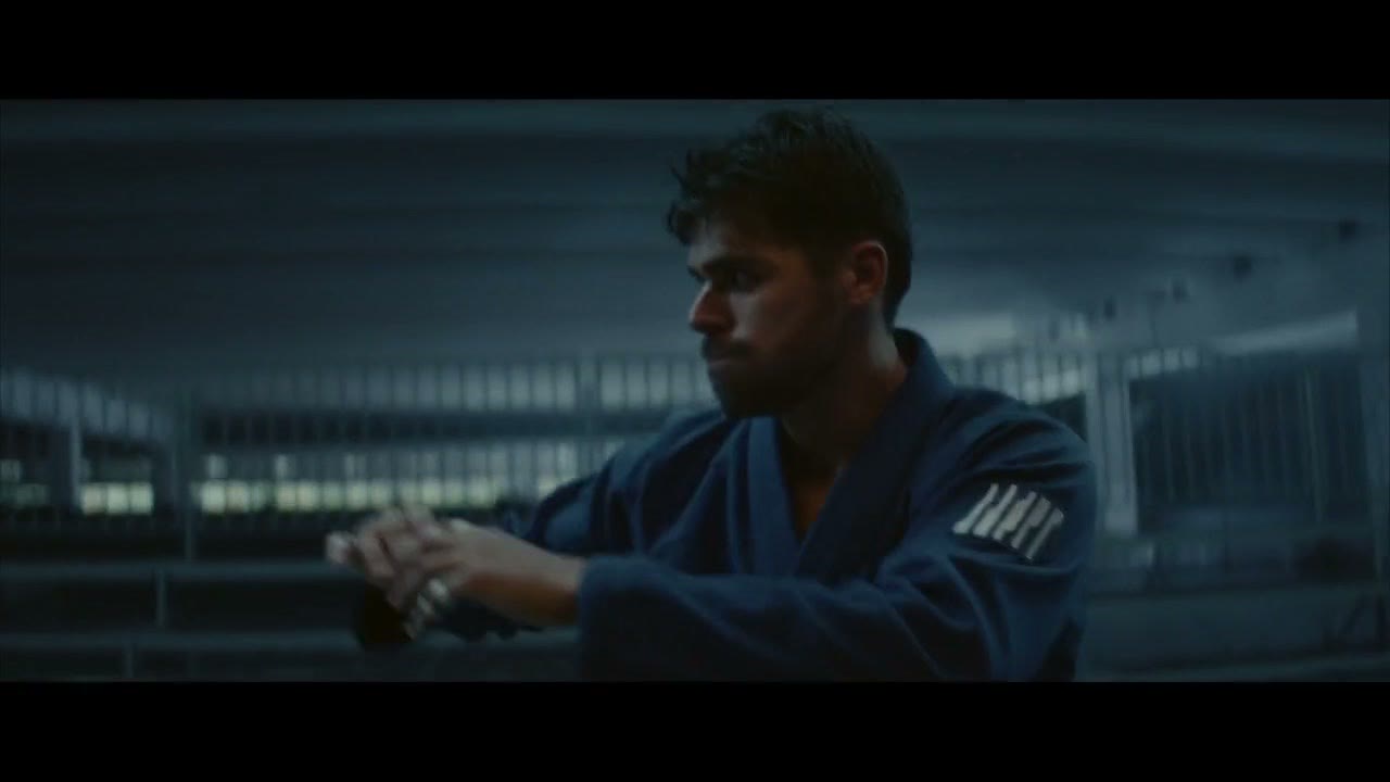 Action, CLEAR, frame 2